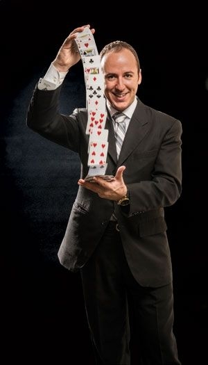 Online Magician online magic show sleight-of-hand stage magic